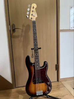 FENDER HERITAGE 60S PRECISION BASS SAFE DELIVERY FROM JAPAN