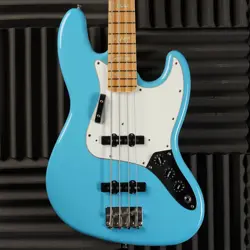 FENDER MIJ INTERNATIONAL COLOR JAZZ BASS 2022 - MAUI BLUE