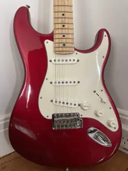 APPLE RED++FIRST CLASS.