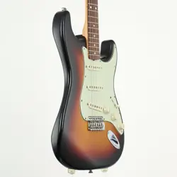 FENDER CLASSIC SERIES 60S STRATOCASTER 3 COLOR SUNBURST (2006)