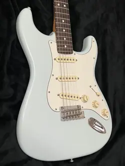 SWEETWATER EXCLUSIVE FENDER STRATOCASTER AMERICAN PROFESSIONAL W/ CUSTOM SHOP 69