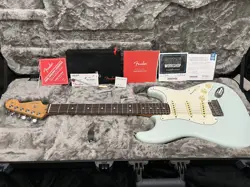 STRATOCASTER AMERICAN PROFESSIONAL