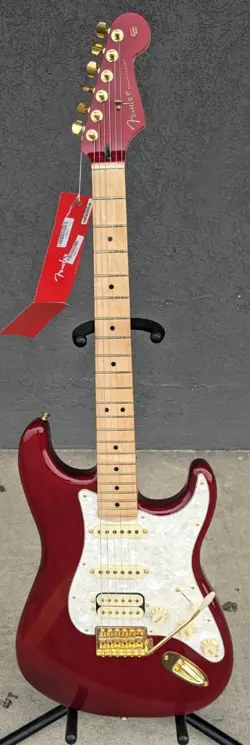 TASH SULTANA STRATOCASTER