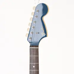 FENDER LIMITED MODEL