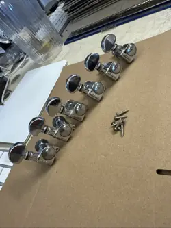 VINTAGE 1980’S GROVER MINI ROTOMATIC GUITAR TUNERS FITS CHARVEL, GIBSON, FENDER