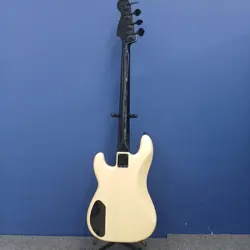 MCKAGAN PRECISION BASS