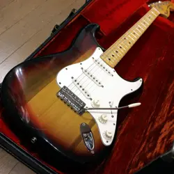 STRATOCASTER 1974 3TONE