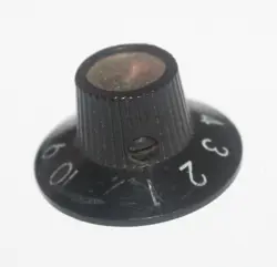 VINTAGE 1970'S FENDER SKIRTED WITCH HAT KNOB WITH SET SCREW