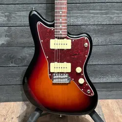 FENDER AMERICAN PERFORMER JAZZMASTER ELECTRIC GUITAR - SUNBURST