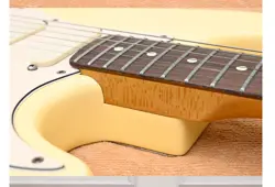 STRATOCASTER JEFF BECK