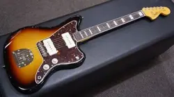 FENDER AMERICAN VINTAGE II 1966 JAZZMASTER   3 COLOR SUNBURST