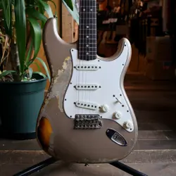 HEAVY RELIC SHORELINE