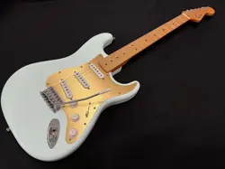 SQUIER BY FENDER 40TH ANNIVERSARY STRATOCASTER VINTAGE EDITION SONIC BLUE