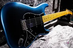 FENDER AMERICAN PROFESSIONAL II STRATOCASTER MN DARK NIGHT 2022