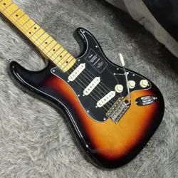 FENDER VINTERA II '70S STRATOCASTER MN 3-COLOR SUNBURST #GGE4E