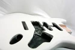 SATIN FENDER
