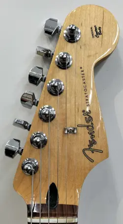 STRATOCASTER HSH ELECTRIC
