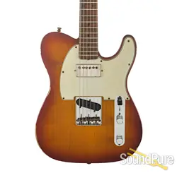 GUITAR #R114777 USED