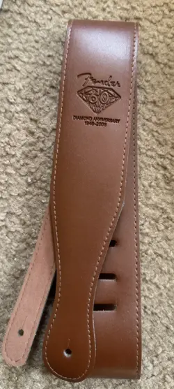 FENDER 60TH DIAMOND ANNIVERSARY 2.5 INCH BROWN LEATHER GUITAR STRAP - NEW!