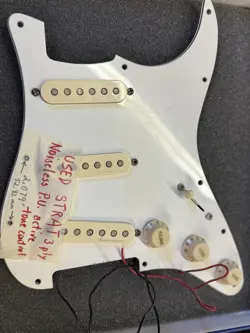 GENUINE FENDER LOADED PICKGARD, NOISELESS PICKUPS, ACTIVE TONE