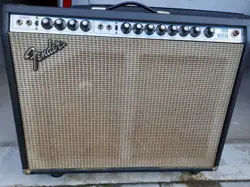 VINTAGE 1974 FENDER TWIN REVERB (SILVER PANEL)