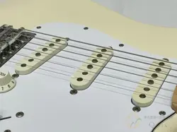 70S STRATOCASTER TRACKING