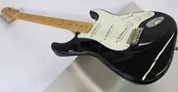 FENDER JAPAN TRADITIONAL II 50S STRATOCASTER, MAPLE NECK, U-SHAPE