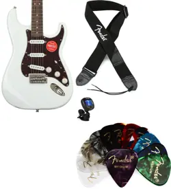 SQUIER 0374020501 + FENDER 0239978005 + FENDER 0990662080 + FENDER 09803003