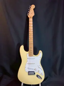 FENDER YNGWIE MALMSTEEN STRATOCASTER VINTAGE WHITE DIMARZIO PICKUPS #GG2E2