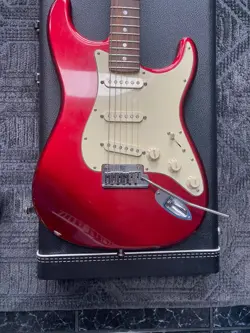 FENDER CUSTOM SHOP STRATOCASTER PRO - CLOSET CLASSIC - CANDY APPLE RED