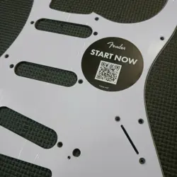 STRAT SSS PICKGUARD