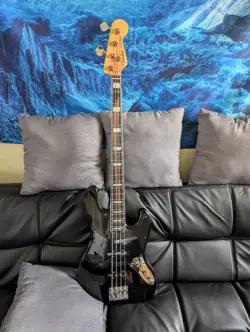 BASS WITH EBONY