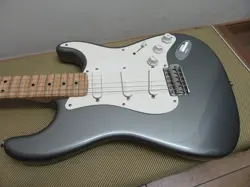 FENDER CUSTOM SHOP CUSTOM CLAPTON STRATOCASTER 2000 ELECTRIC GUITAR