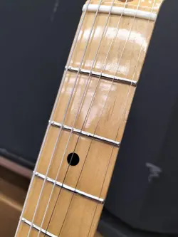 FINGERBOARD WHITE W/HARD