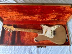 ELECTRIC GUITAR FENDER DUO-SONIC 1956-1963 SHIPPED FROM JAPAN
