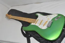 SYNCHRONIZED TREMOLO ELECTRIC