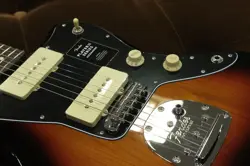 FENDER PLAYER II JAZZMASTER ROSEWOOD FINGERBOARD 3-COLOR SUNBURST