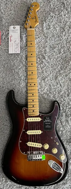 FENDER  PLAYER II MODIFIED STRATOCASTERÂ®, MAPLE FINGERBOARD, 3 TONE SUNBURST  