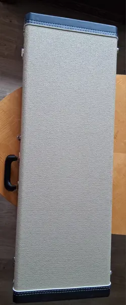 JOHNSON BLONDE HARDSHELL