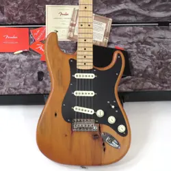 PINE STRATOCASTER COA