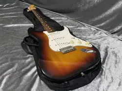 ST62-70US STRATOCASTER SUNBURST