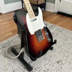 MINT FENDER AMERICAN PROFESSIONAL TELECASTER WITH MAPLE FRETBOARD 2020