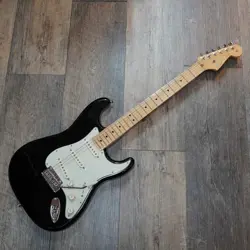 FENDER AMERICAN PROFESSIONAL STRATOCASTER 2016 ELECTRIC GUITAR