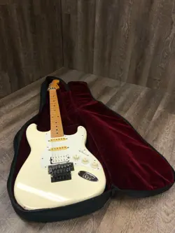 1990 FENDER HRR