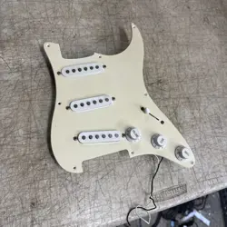 PICKGUARD PLY BULLET