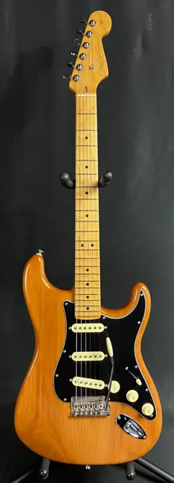 FENDER AMERICAN PROFESSIONAL II STRATOCASTER ELECTRIC GUITAR ROASTED PINE W CASE