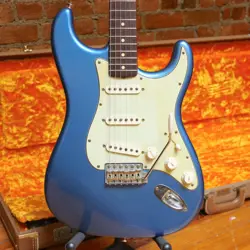 2002 FENDER CUSTOM SHOP 1960 STRATOCASTER CLOSET CLASSIC - LAKE PLACID BLUE