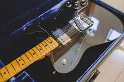 ELECTRIC GUITAR FENDER TELECASTER CUSTOM 1973 VINTAGE BLACK GOOD CONDITION