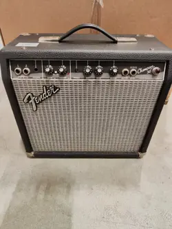 FENDER CHAMPION 30 GUITAR AMP - USED, WORKING, COSMETIC WEAR