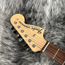 FENDER TRADITIONAL II LATE 60S STRATOCASTER SAFE DELIVERY FROM JAPAN